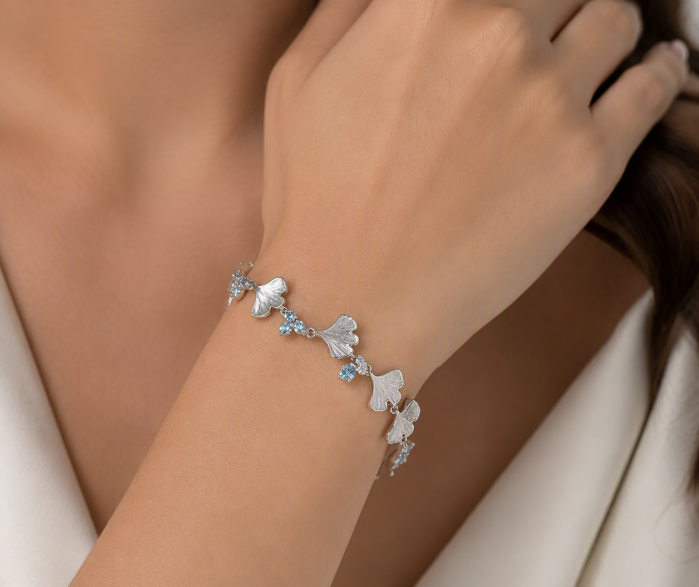 Ginkgo Sky Blue Sapphire Bracelet