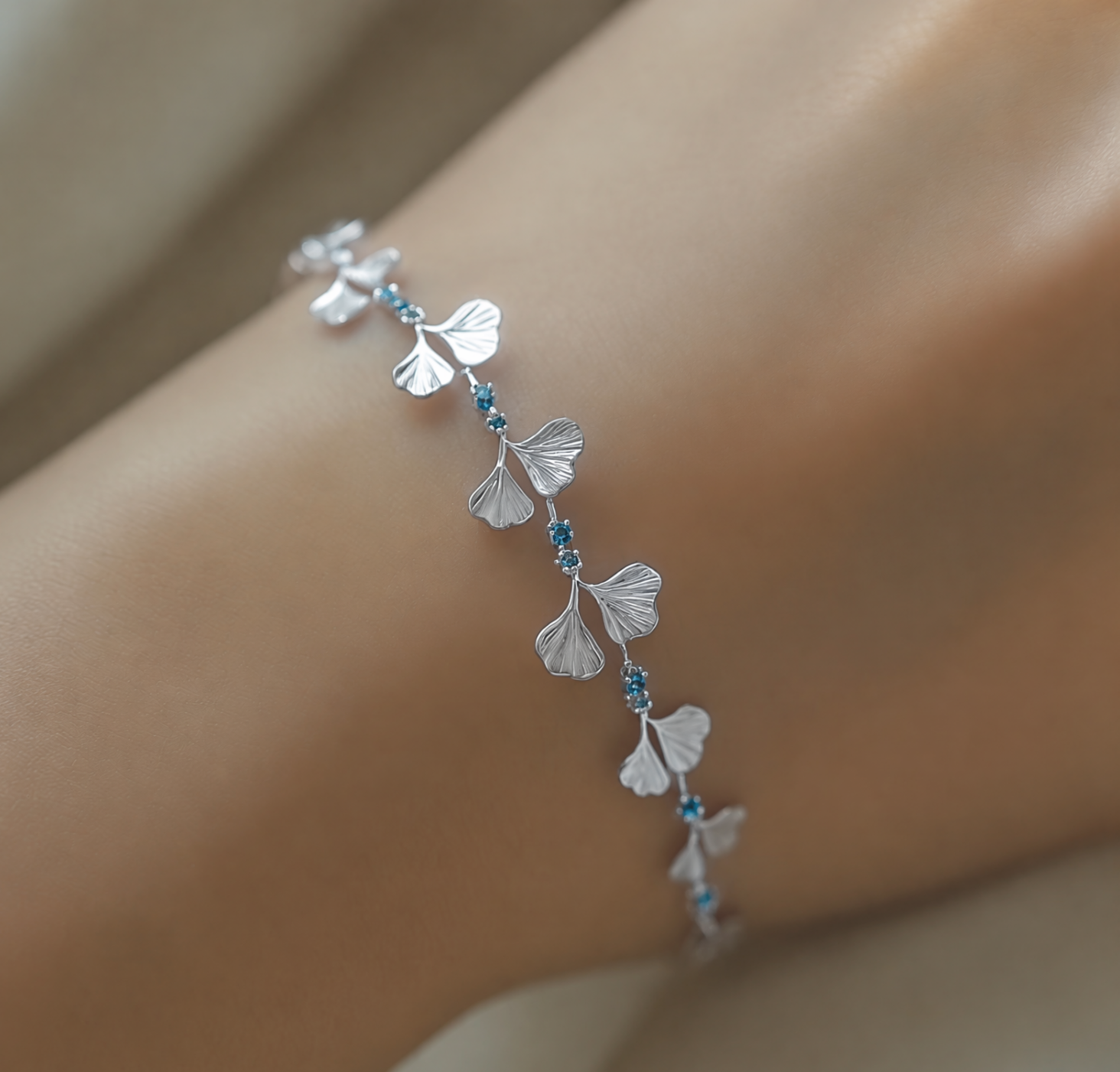 Ginkgo Flow Blue Sapphire Bracelet