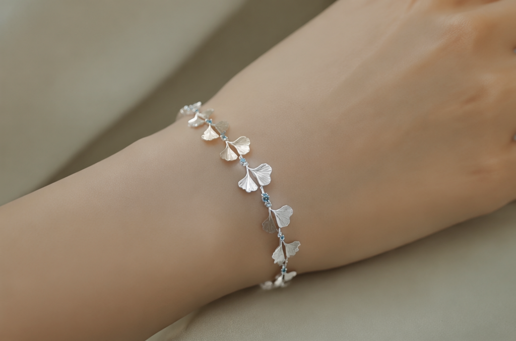 Ginkgo Flow Blue Sapphire Bracelet