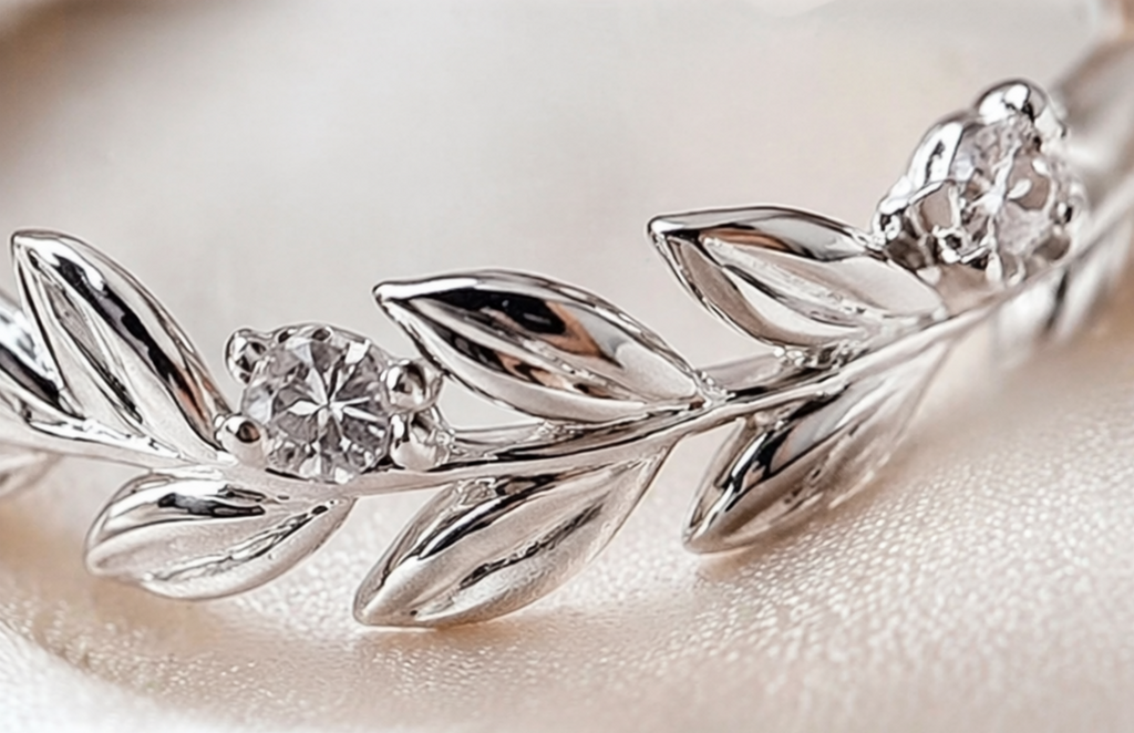 Laurel Light Diamond Ring