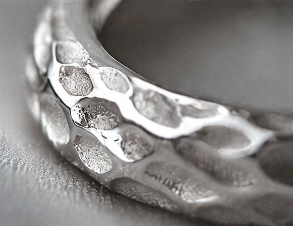 Light Scale Ring