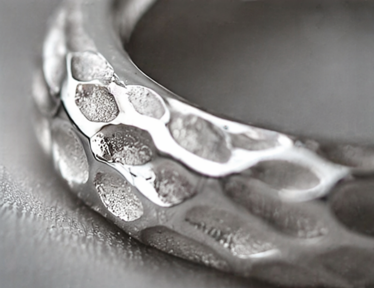 Light Scale Ring
